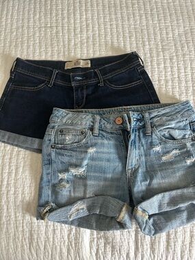 Bundle of American Eagle and Hollister shorts